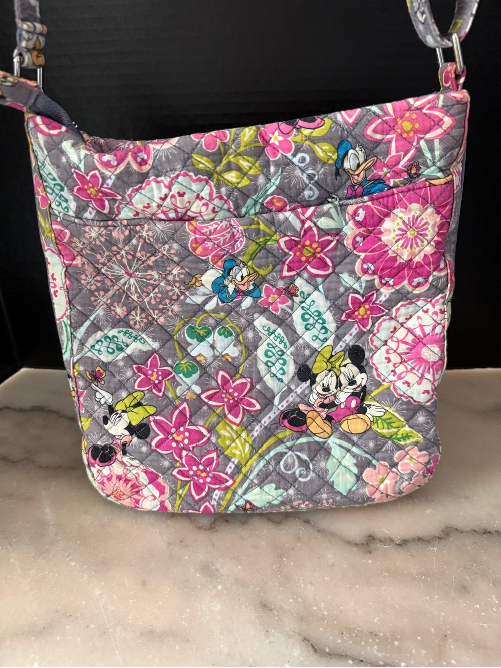 Vera Bradley X Disney Minnie Mouse and Friends Triple Zip Hipster Crossbody Bag - Picture 4 of 11